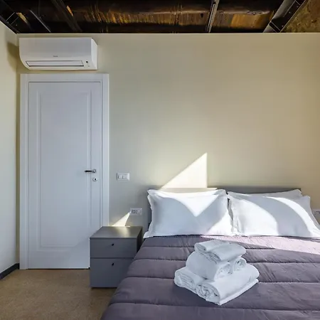 Apartment La Pinacoteca By Napoliapartments Naples