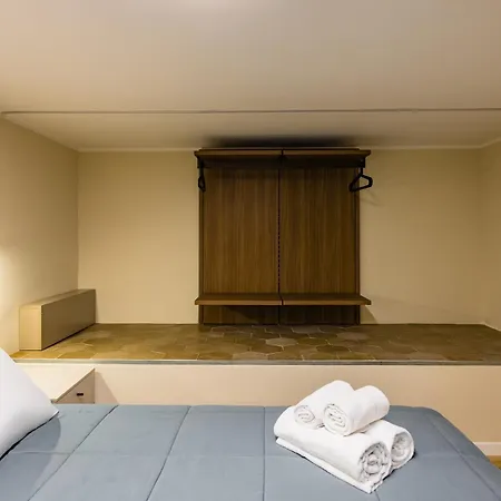 Apartment La Pinacoteca By Napoliapartments Naples