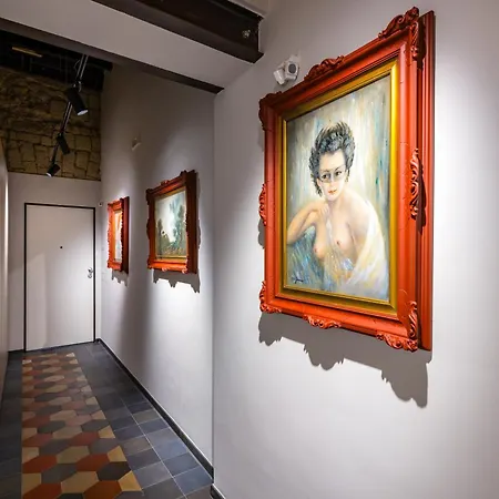 Apartment La Pinacoteca By Napoliapartments