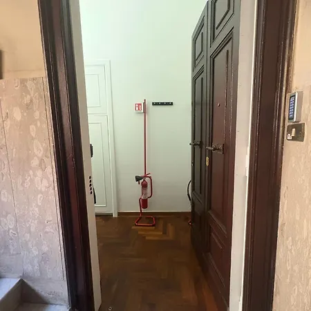 Santa Lucia 15 *