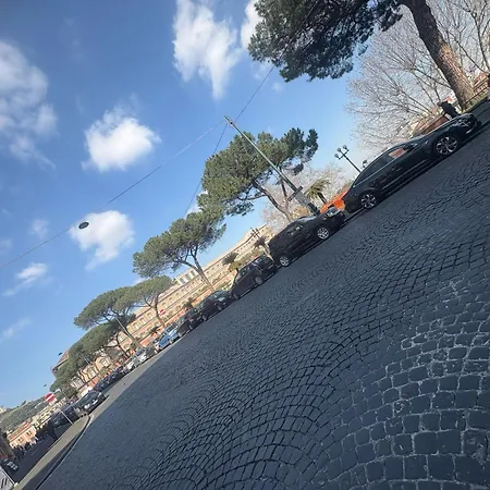 Santa Lucia 15 Napoli