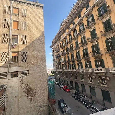 Santa Lucia 15 Napoli
