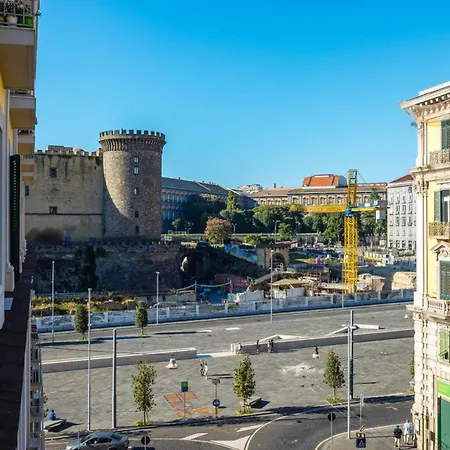 Neapolis Angioino * Naples