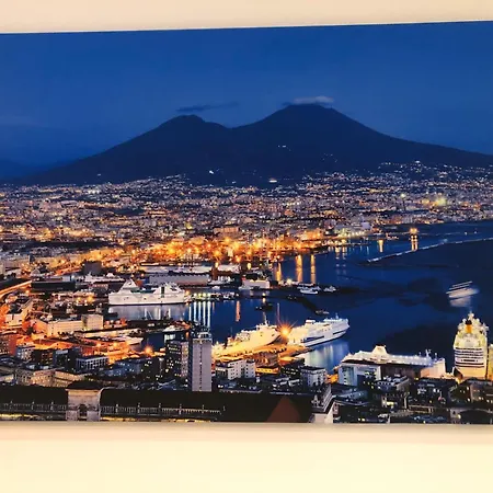 Homenapoli * Naples