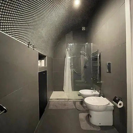 House Vetriera *