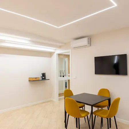 Apartment Chiatamone Seafront *