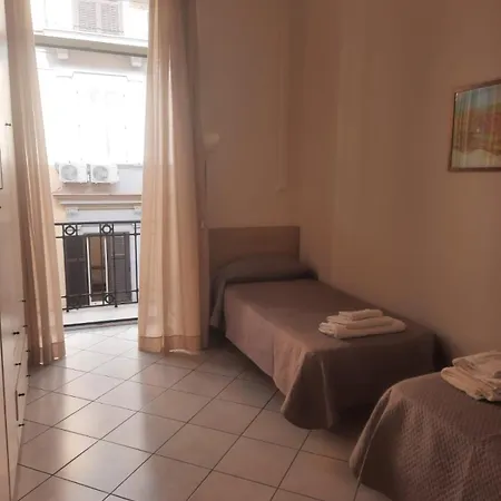 Apartment Ampio In Centro Naples
