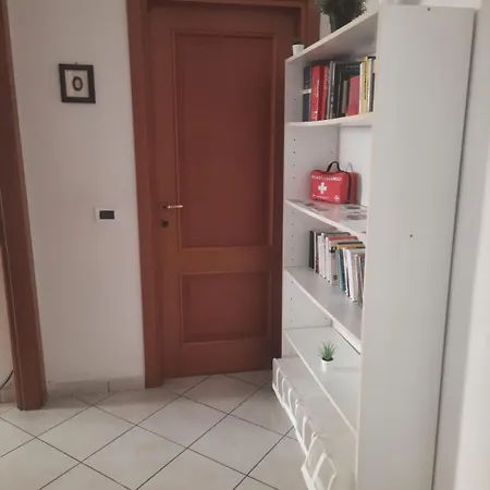 Ampio In Centro Naples