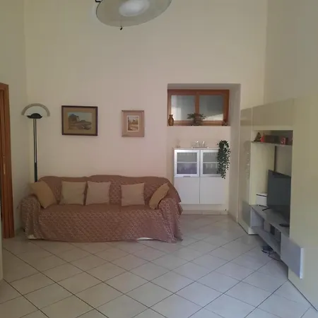 Ampio In Centro Naples