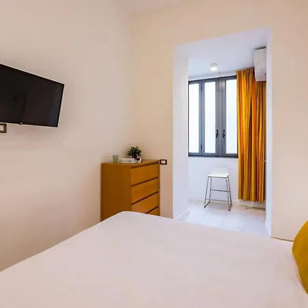 Apartment Metro Universita By Wonderful Italy