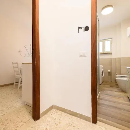 Appartamento 2br Per 5 Con Patio Privato - Vicino Centro