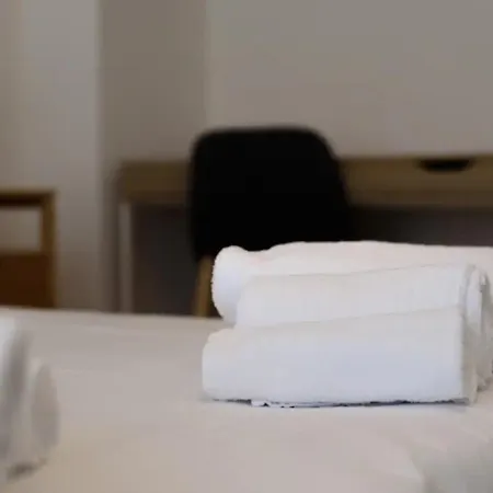 2br Per 5 Con Patio Privato - Vicino Centro Napoli