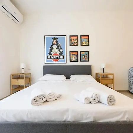 2br Per 5 Con Patio Privato - Vicino Centro * Napoli