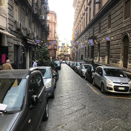 Civico 22 Silvestre * Nápoles