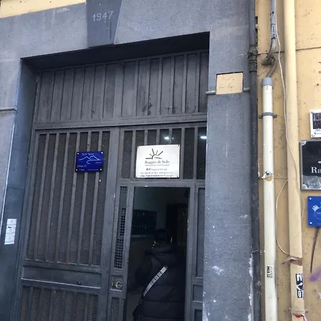 Alojamento de Acomodação e Pequeno-almoço Civico 22 Silvestre Nápoles