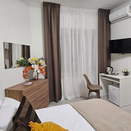 Erminia Guest house *