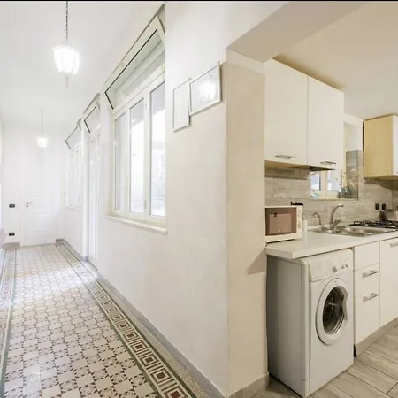 Nonnatitta A Chiaia Apartment