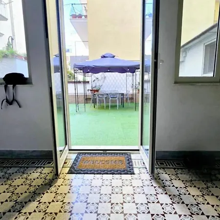 Nonnatitta A Chiaia Apartment