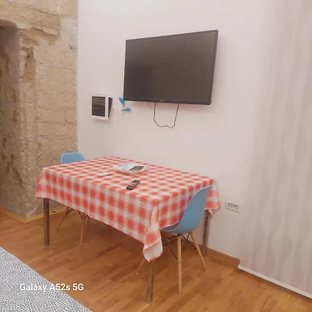 Pignasecca Apartment *