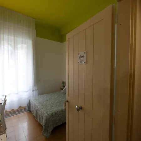 Resta Cu'mme Vomero Maison d'hôtes Naples