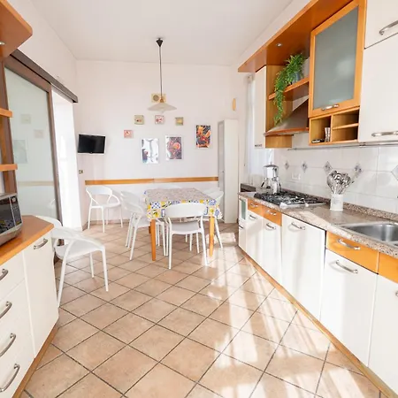 Casa vacanze Alessandra- Comfort E Spazio A