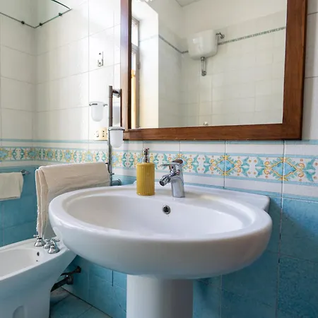 Casa vacanze Alessandra- Comfort E Spazio A Napoli