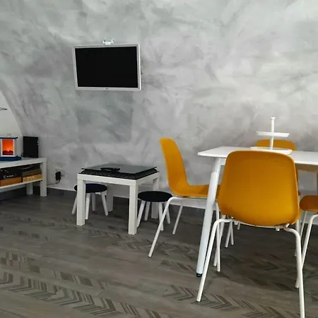 Holiday home O Curniciell A Chiaia- Mergellina *