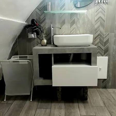 O Curniciell A Chiaia- Mergellina Holiday home Naples