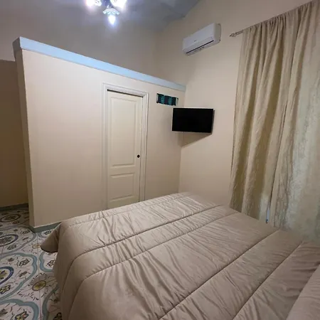Rosy Bed & Breakfast *