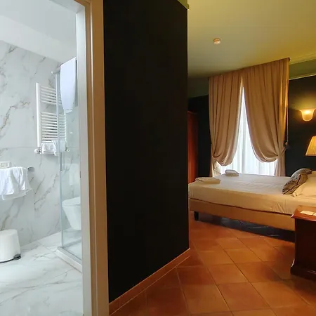 Nuvo Hotel