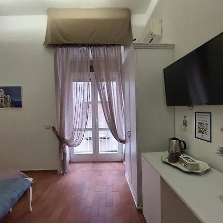Guest house Queen 20 - Private Duomo Naples