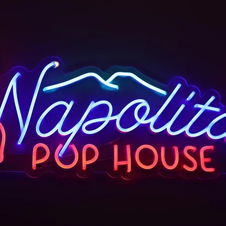 Bed & Breakfast Napolitan Pop House