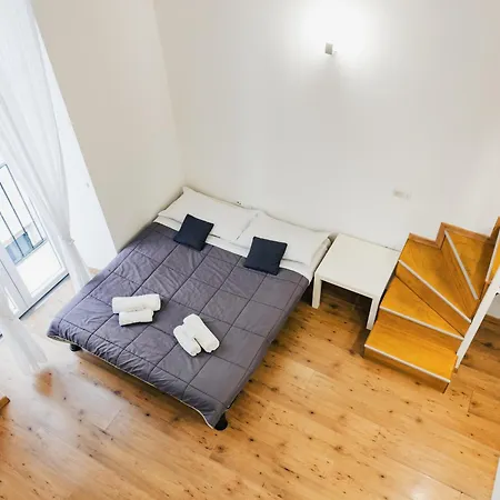 Oda ve Kahvaltı Ale & Tizy House *