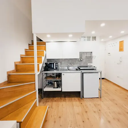 Oda ve Kahvaltı Ale & Tizy House *