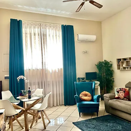 Casa Andrea - Plebiscito Naples
