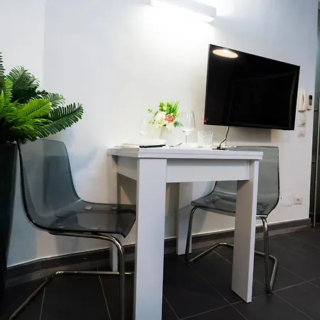 Don Lope Loft - Via Toledo * Naples