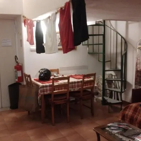 Cuore Di Centro Apartment Naples