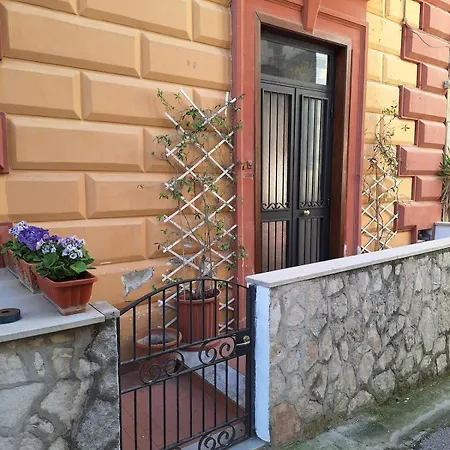 Casa Parthenope, A Window On The Sea *