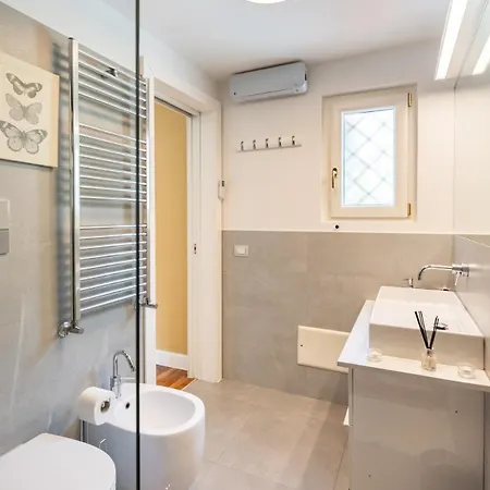 Summer Loft * Naples