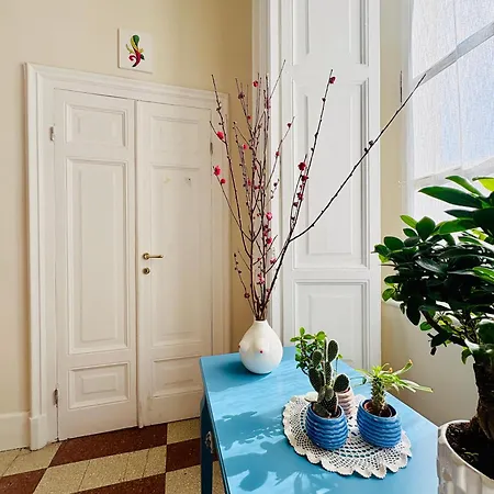 Voglia 'e Turna Naples
