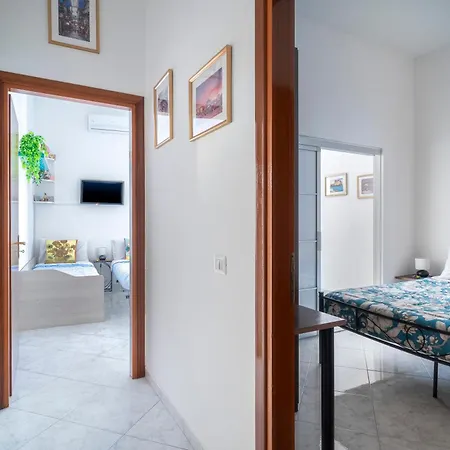 Ecce Your Apartment *