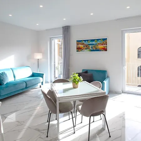 Apartment Luxury Lungomare Naples