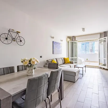 Casa Kenzo With Parking By Napoliapartments Apartment Naples