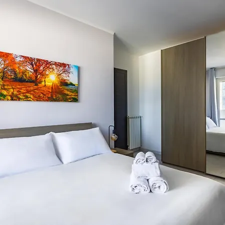 Casa Kenzo With Parking By Napoliapartments * Naples