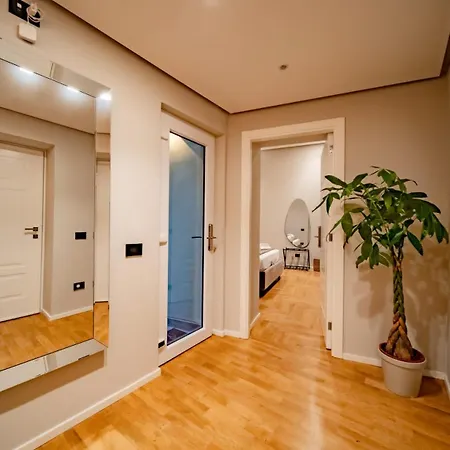Hugo's Guest house