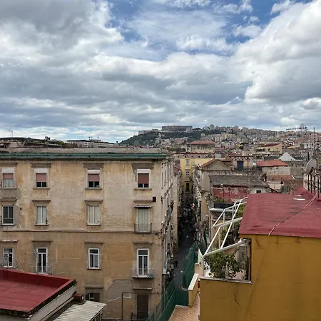 Oda ve Kahvaltı Tarumbo Napoli