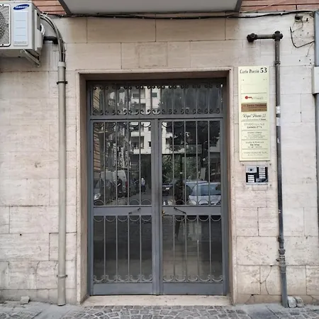 Guest house Royal Poerio