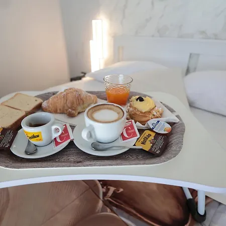 Bed and breakfast A Cartulina E Napule Nápoles