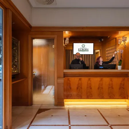 Grand Europa & Restaurant 3*