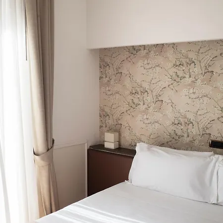 Ξενοδοχείο Grand Europa & Restaurant 3*